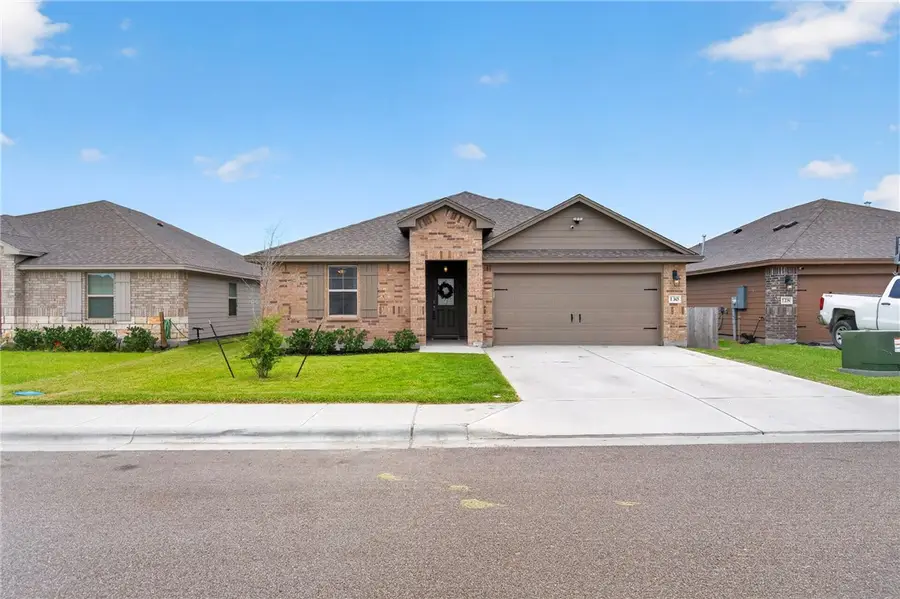 130 Donegal Street, Sinton, TX 78387 - #2