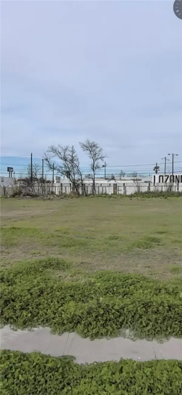 2510 Johanna Street, Corpus Christi, TX 78415