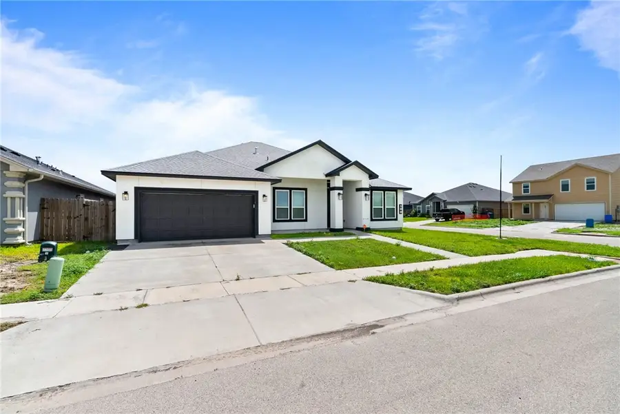 100 Speargrass, Odem, TX 78370 - #2