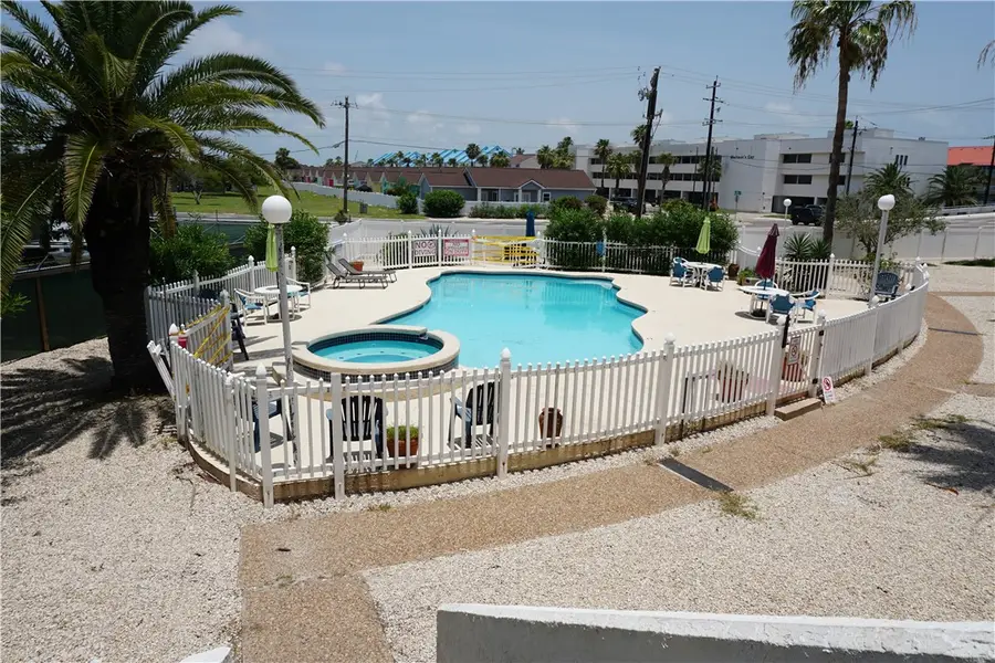 14401 Commodores Drive #103, Corpus Christi, TX 78418 - #2