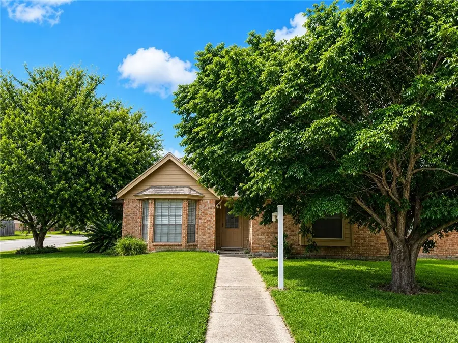3466 Picadilly, Corpus Christi, TX 78414 - #2