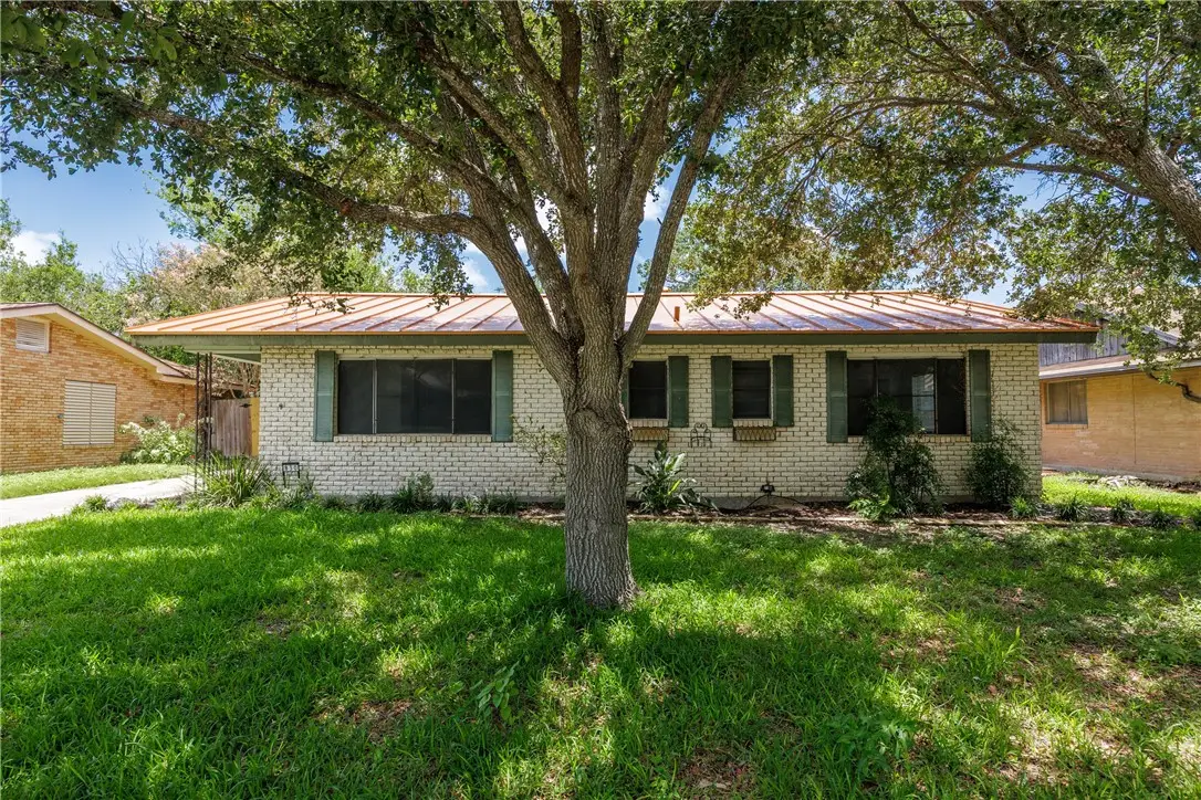 830 Crestview Drive, Corpus Christi, TX 78412 - #1