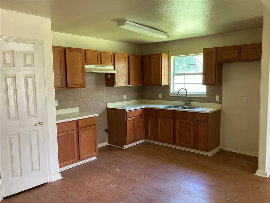 1816 Carmen Street, Alice, TX 78332 - #3
