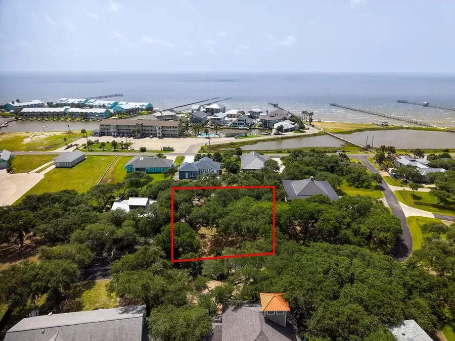 9 Bahama Street, Rockport, TX 78382 - #3