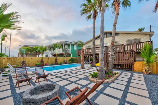 310 Leslie Lane, Port Aransas, TX 78373