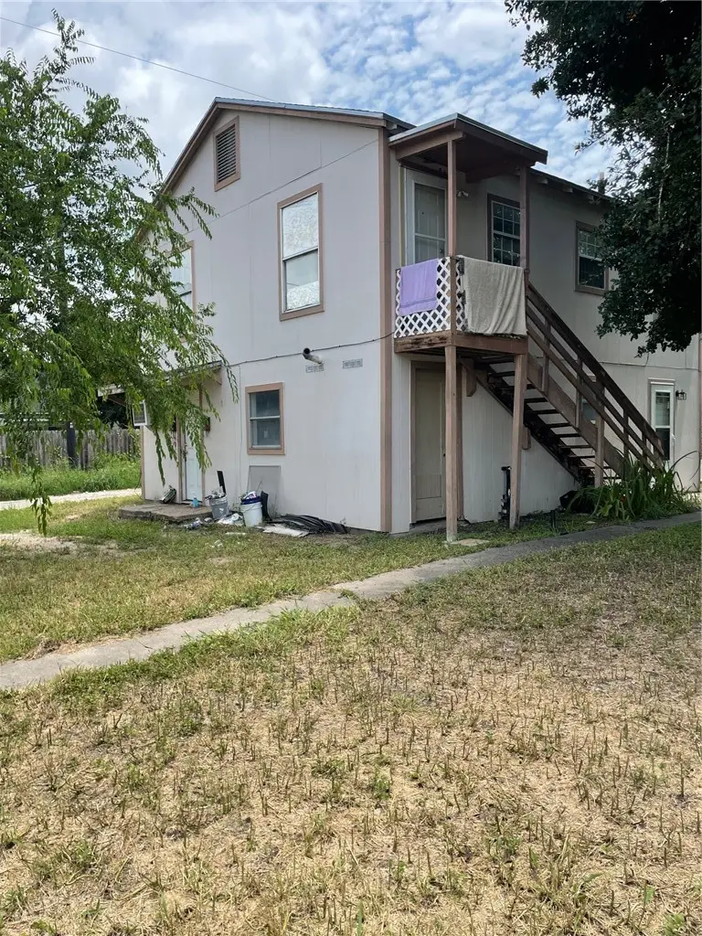 502 E Lott Avenue #U/L, Kingsville, TX 78363 - #1