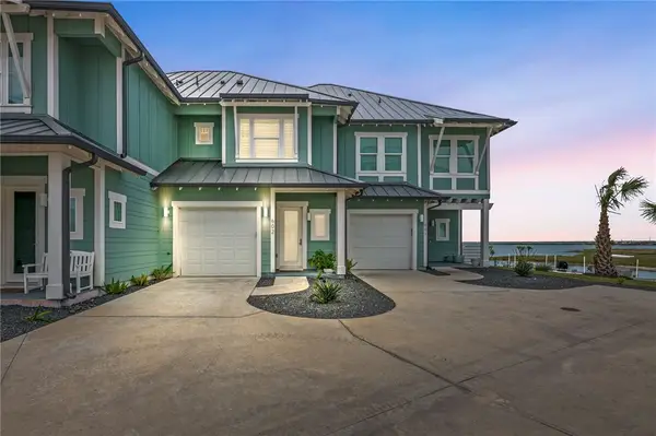 292 Reserve Lane #602, Rockport, TX 78382