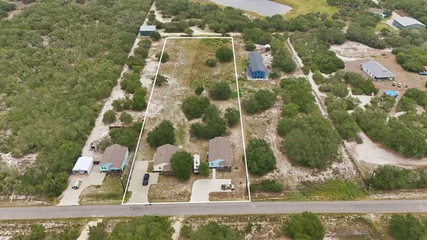 2111 & 2121 Lone Star, Rockport, TX 78382