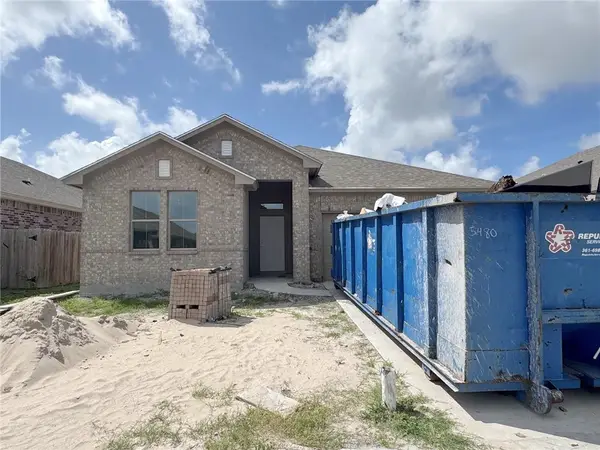 2610 Las Estrellas Street, Corpus Christi, TX 78414