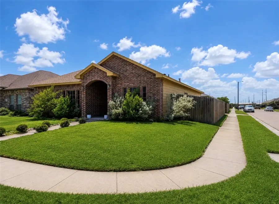 2305 Vaughan Drive, Corpus Christi, TX 78414 - #2
