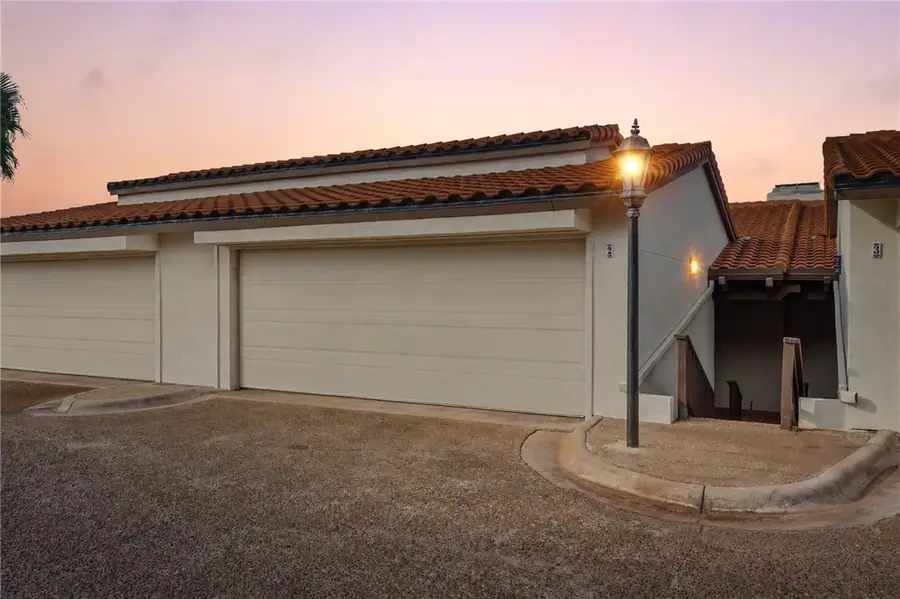 4270 Ocean Drive #2, Corpus Christi, TX 78411 - #2