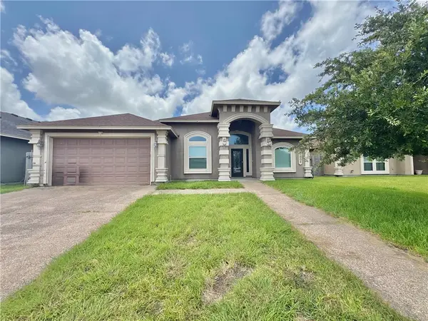 6805 Sir Moses Place, Corpus Christi, TX 78414