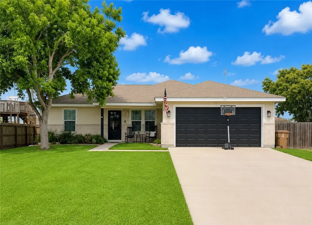 206 Oak Ridge Drive, Corpus Christi, TX 78418 - #1
