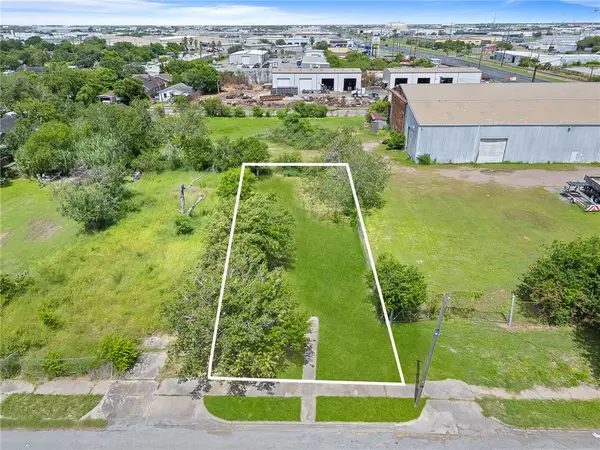 115 Pueblo Street, Corpus Christi, TX 78405