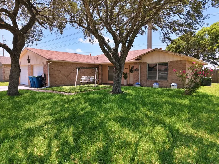 1809 Baffin Drive, Portland, TX 78374 - #2