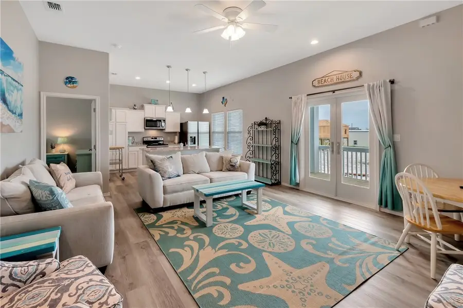 143 Paradise Drive E, Rockport, TX 78382 - #2