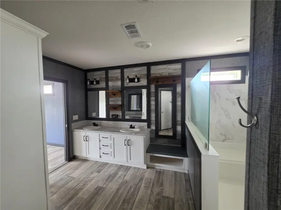 2443 Lindsey, Robstown, TX 78380 - #3