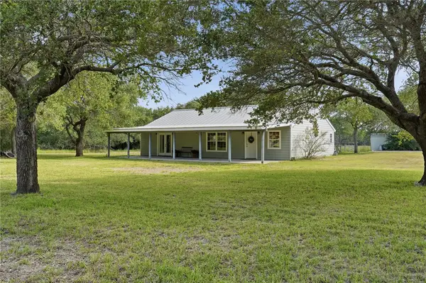1546 W Beasley Avenue, Aransas Pass, TX 78336