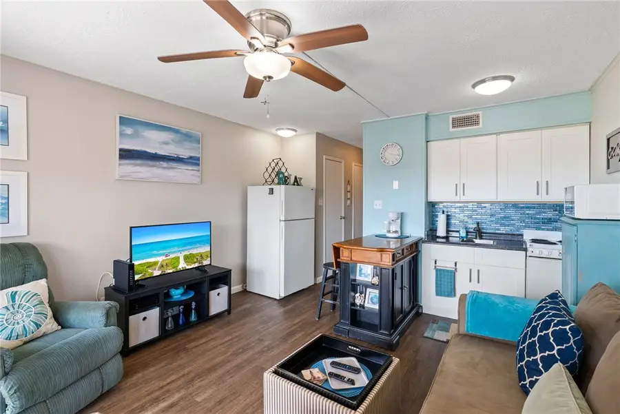 3938 Surfside Boulevard #1343, Corpus Christi, TX 78402 - #3