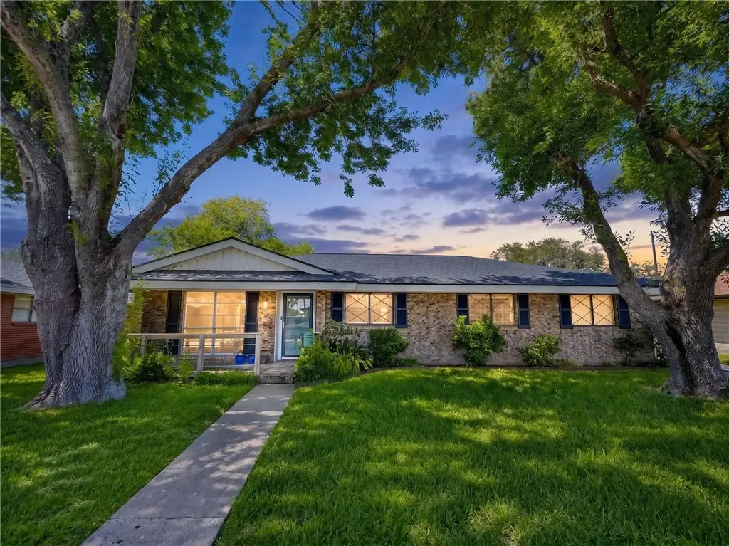 205 Driftwood Drive, Portland, TX 78374 - #1
