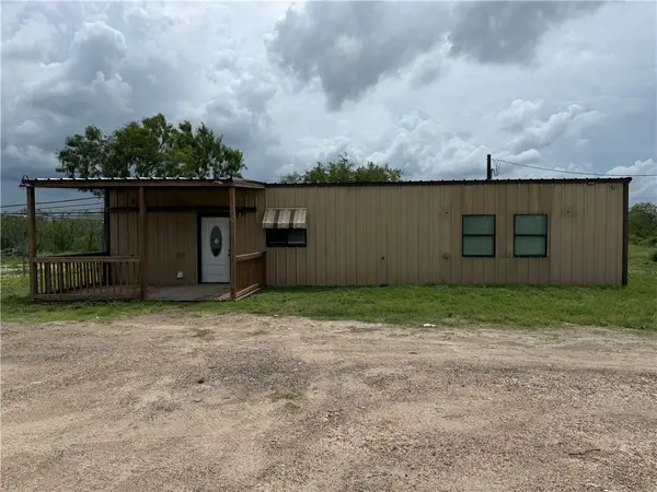Address Withheld By Seller, Three Rivers, TX 78071