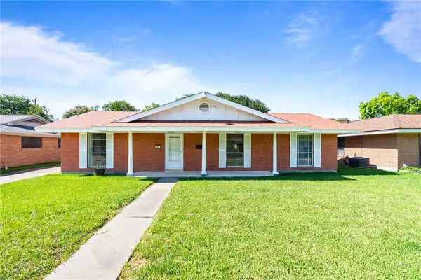 107 Daniel Moore Street, Portland, TX 78374