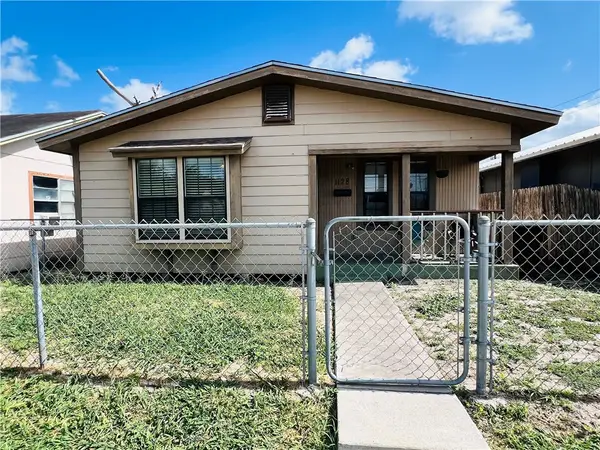 1128 E King Avenue, Kingsville, TX 78363