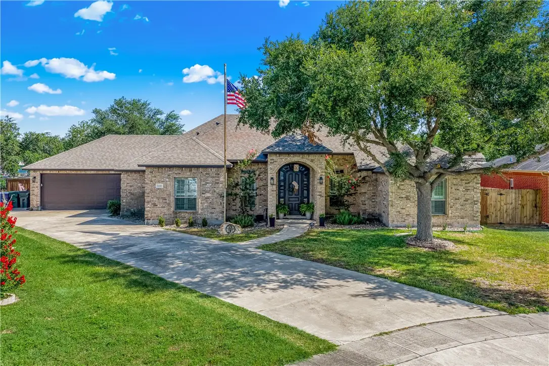 10201 Maple Leaf Dr, Corpus Christi, TX 78410 - #1