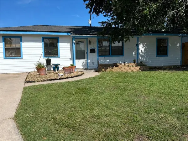 1506 Denver Street, Portland, TX 78374