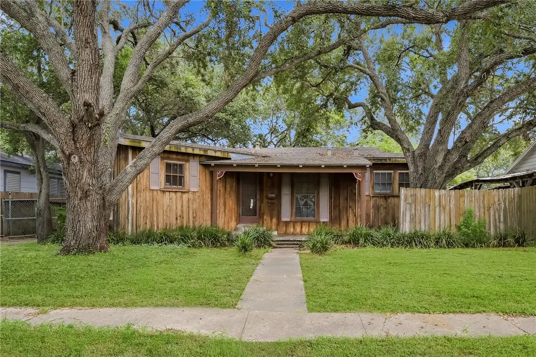 225 Glendale Drive, Corpus Christi, TX 78404 - #1