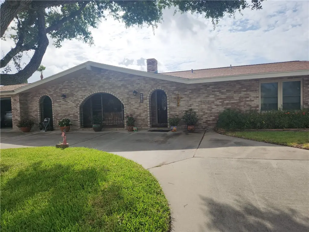3313 Laguna Shores, Corpus Christi, TX 78418 - #1