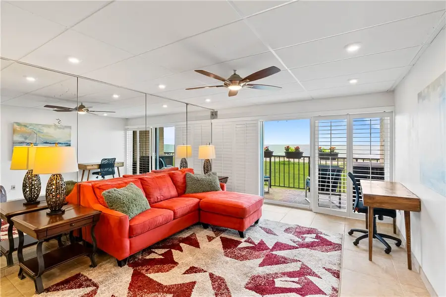 202 Reef Avenue #105, Corpus Christi, TX 78402 - #2