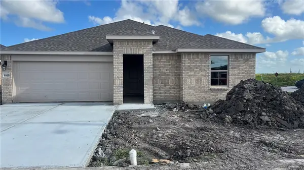 9569 Swedish Oak Drive, Corpus Christi, TX 78410
