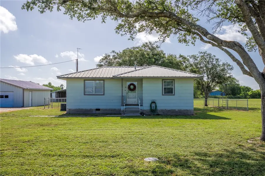 630 S County Road 305, Orange Grove, TX 78372 - #2