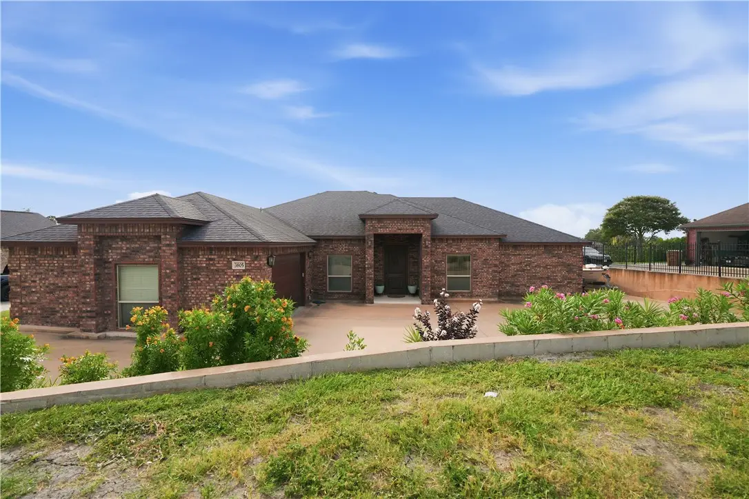 3805 Castle Valley Drive, Corpus Christi, TX 78410 - #1