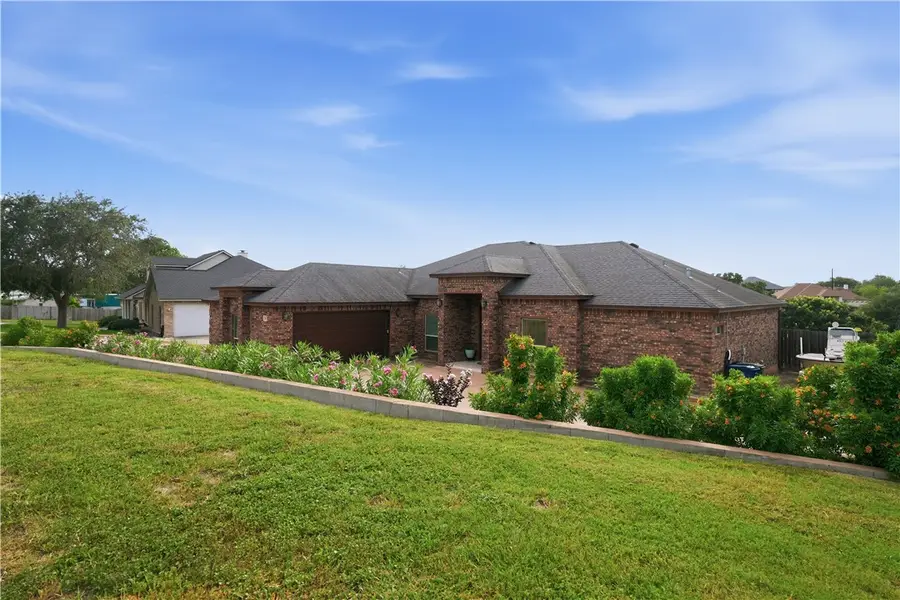 3805 Castle Valley Drive, Corpus Christi, TX 78410 - #2
