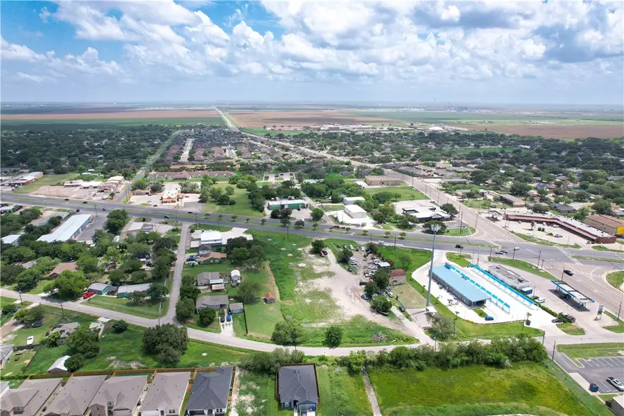 000 Leopard, Corpus Christi, TX 78410 - #2
