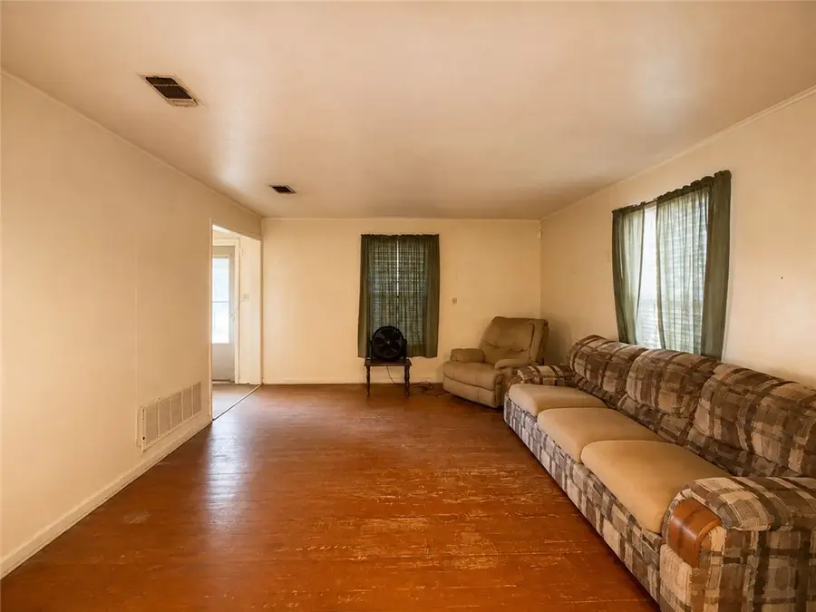 736 Fetick, Taft, TX 78390 - #3