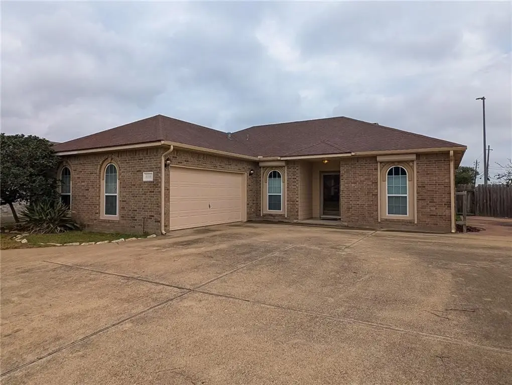 6338 Megan Circle, Corpus Christi, TX 78414 - #1