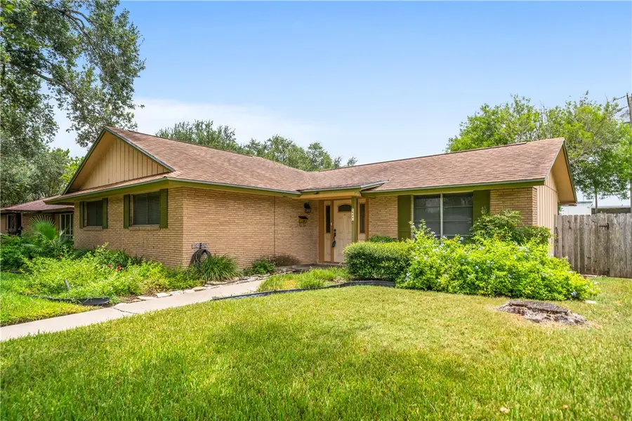 1917 S 7th Street, Kingsville, TX 78363 - #2