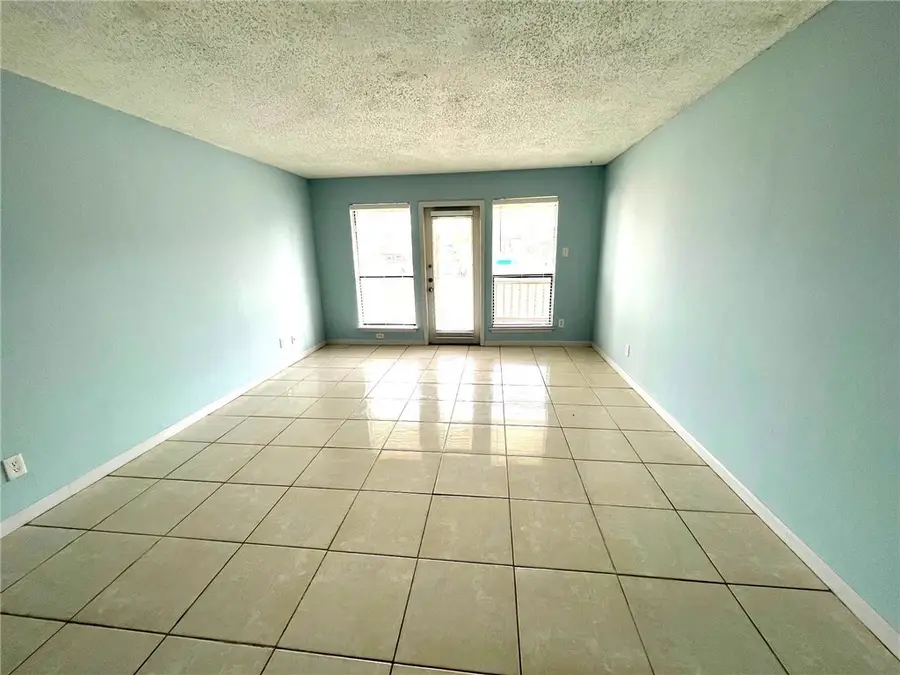 15418 Fortuna Bay Drive #101, Corpus Christi, TX 78418 - #2