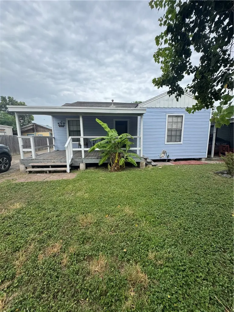 438 Hiawatha Street, Corpus Christi, TX 78405 - #1