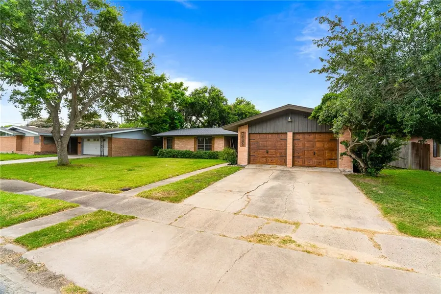 426 Troy Drive, Corpus Christi, TX 78412 - #2