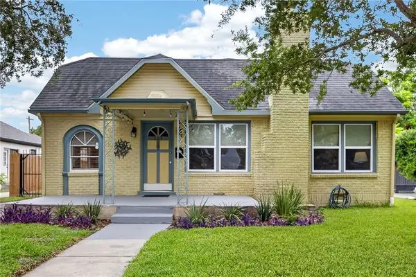421 Cole Street, Corpus Christi, TX 78404