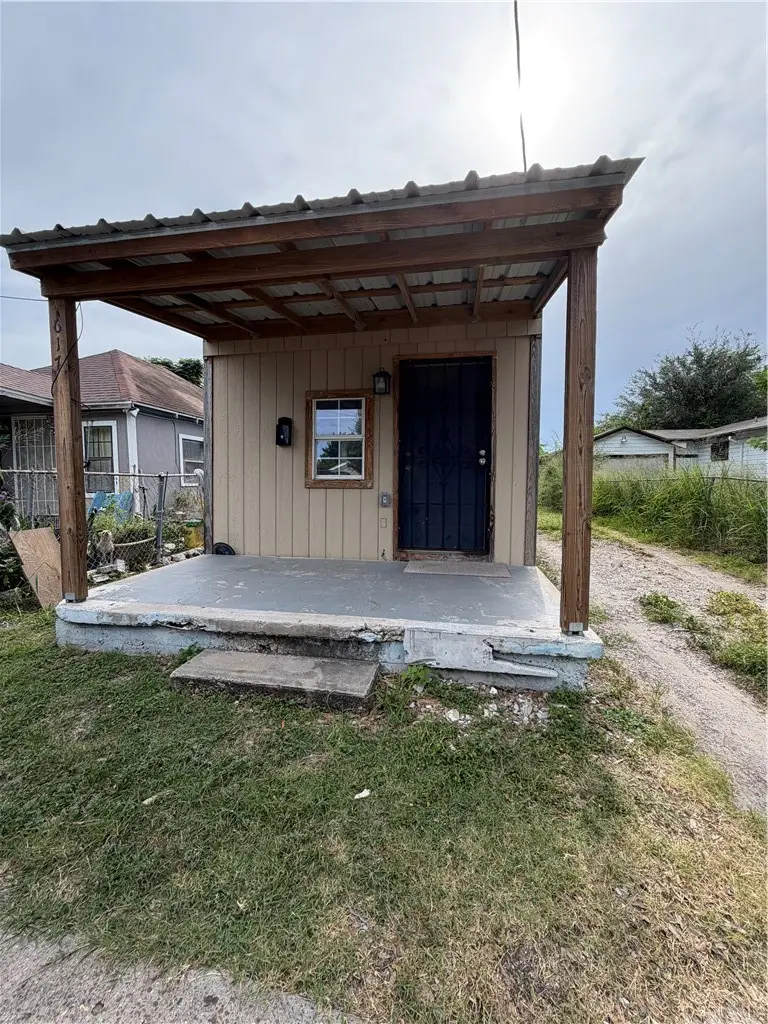 617 Elesa Street, Corpus Christi, TX 78405 - #1
