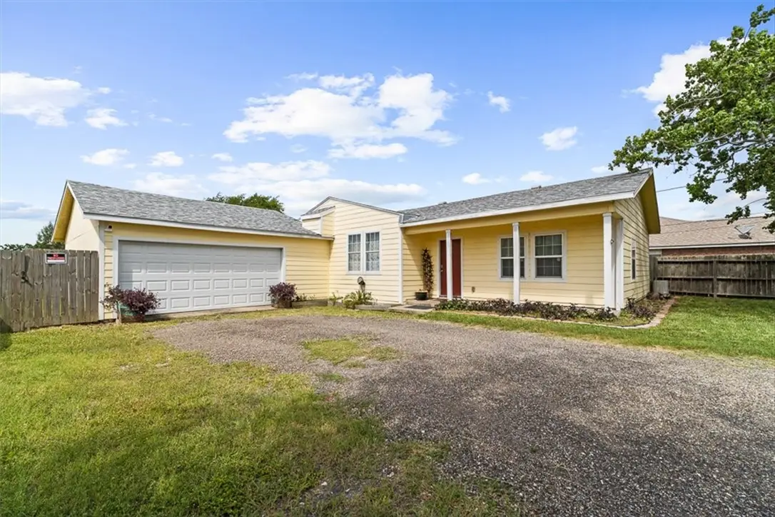 945 Purdue, Corpus Christi, TX 78418 - #1