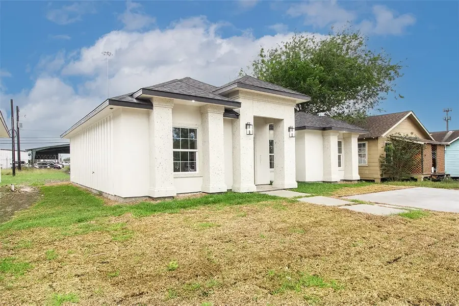 2733 Nemec Street, Corpus Christi, TX 78415 - #3