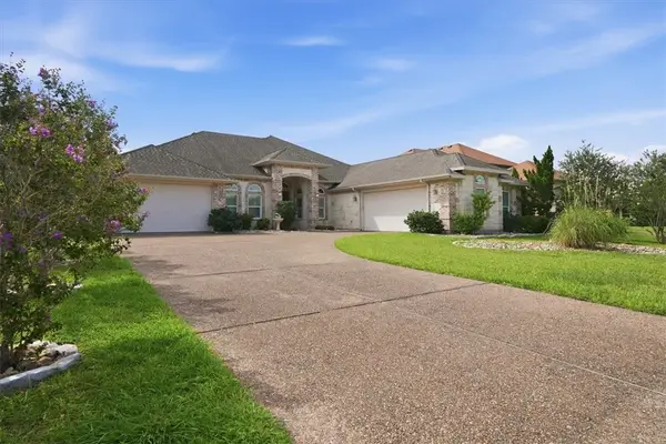 7614 Loire Boulevard, Corpus Christi, TX 78414