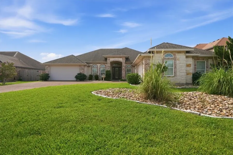 7614 Loire Boulevard, Corpus Christi, TX 78414 - #2