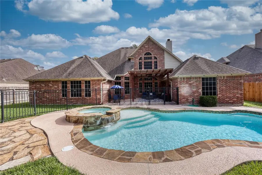 5609 Leicester, Corpus Christi, TX 78414 - #2